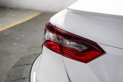 Toyota Camry SE 2024