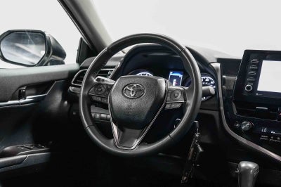 Toyota Camry SE 2024