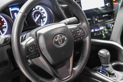 Toyota Camry SE 2024