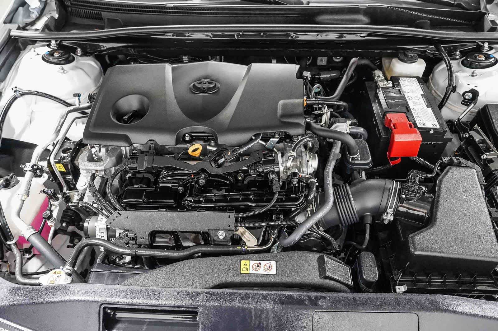 Toyota Camry SE 2024
