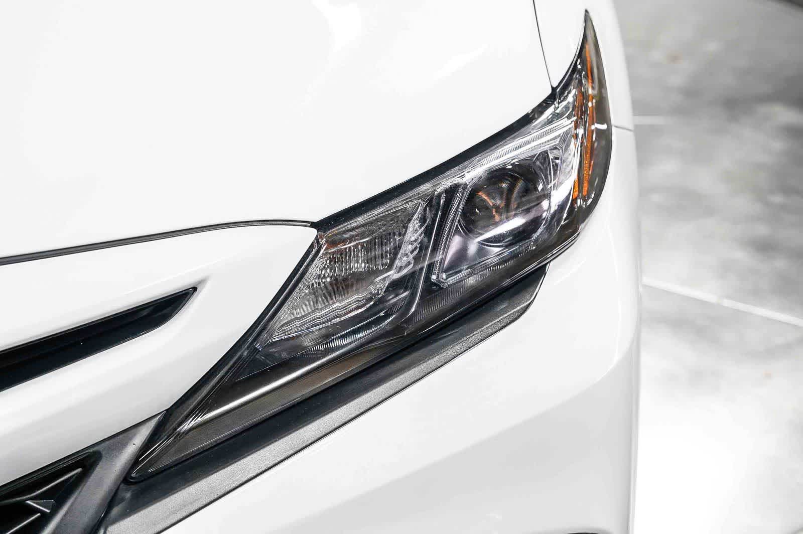 Toyota Camry SE 2024