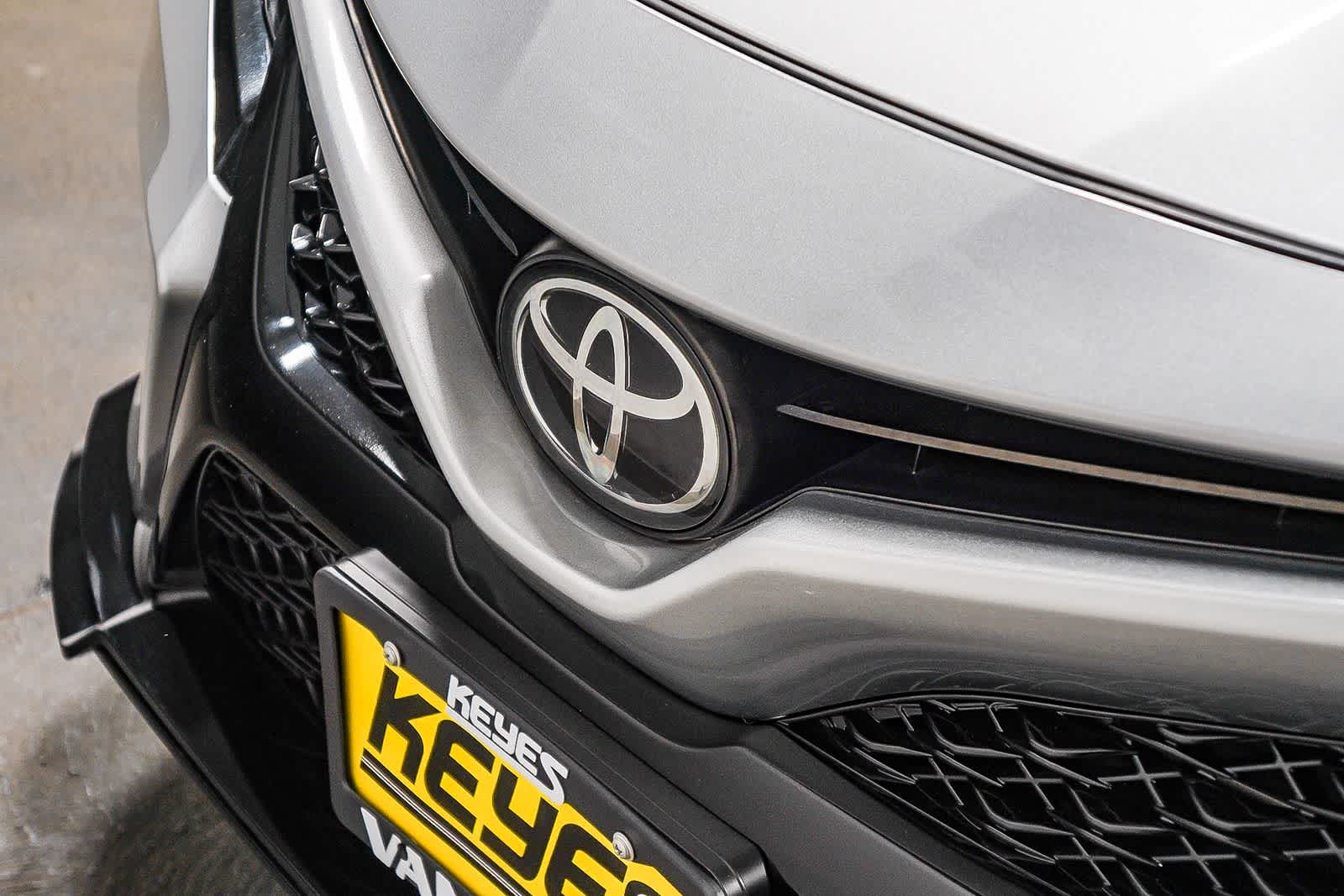 Toyota Camry TRD V6 2020