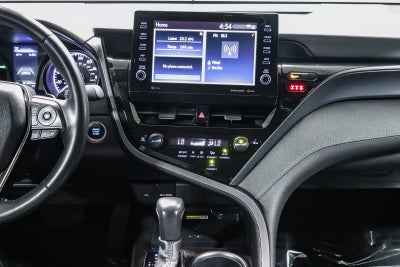 Toyota Camry SE 2024