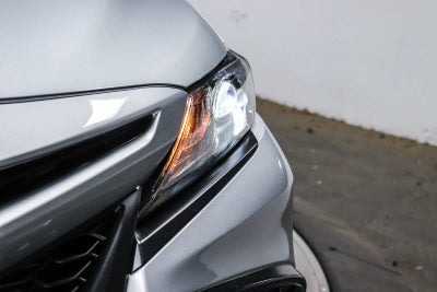 Toyota Camry SE 2024