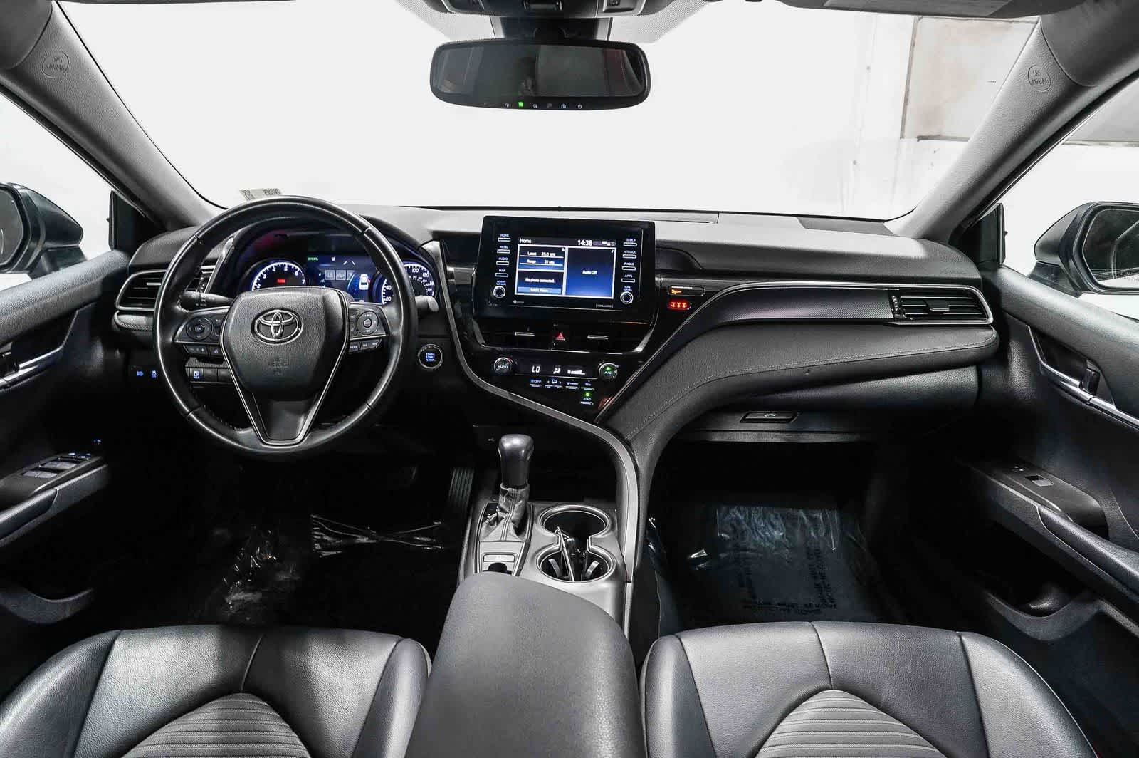 Toyota Camry SE Nightshade 2021