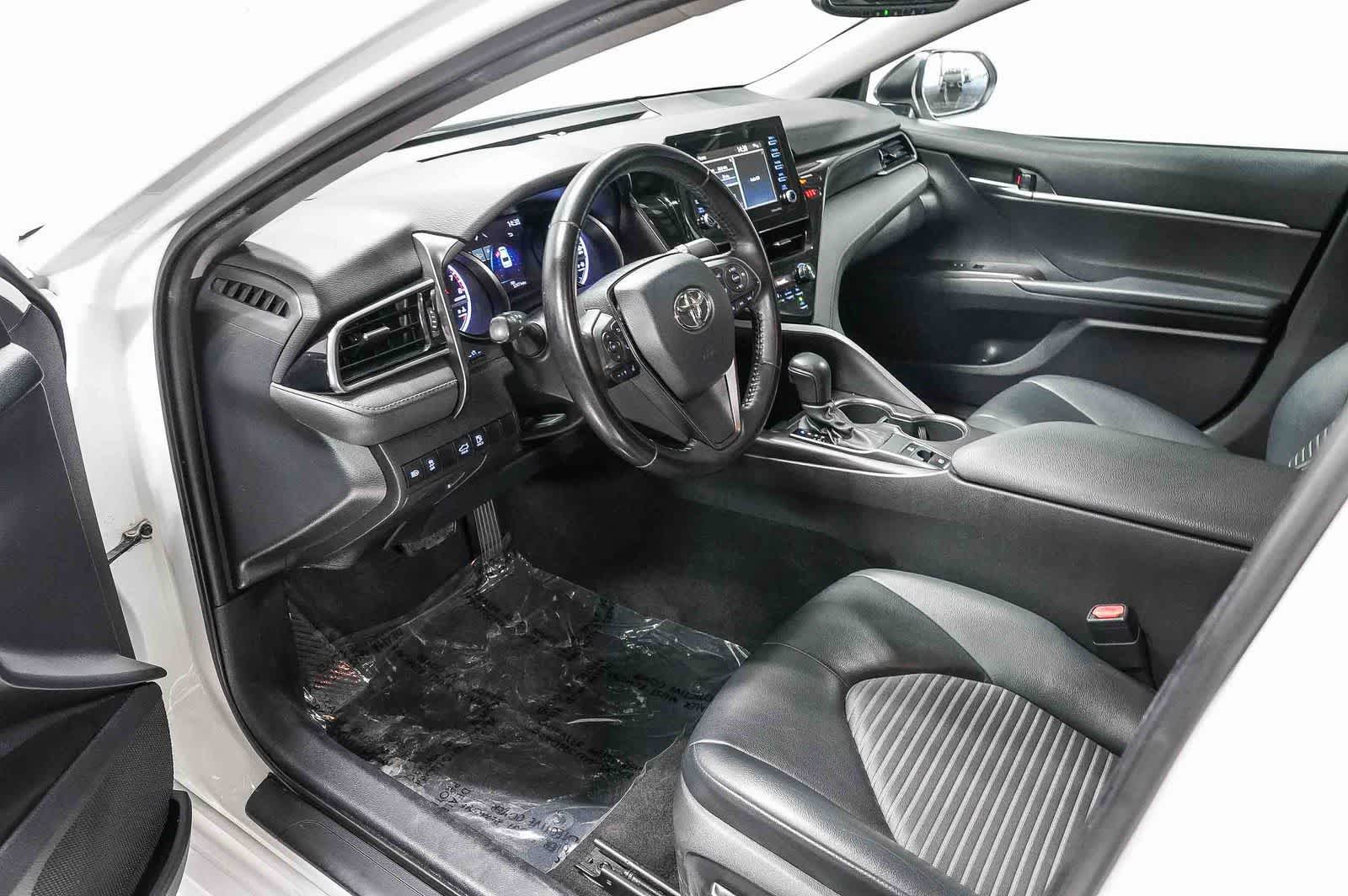 Toyota Camry SE Nightshade 2021