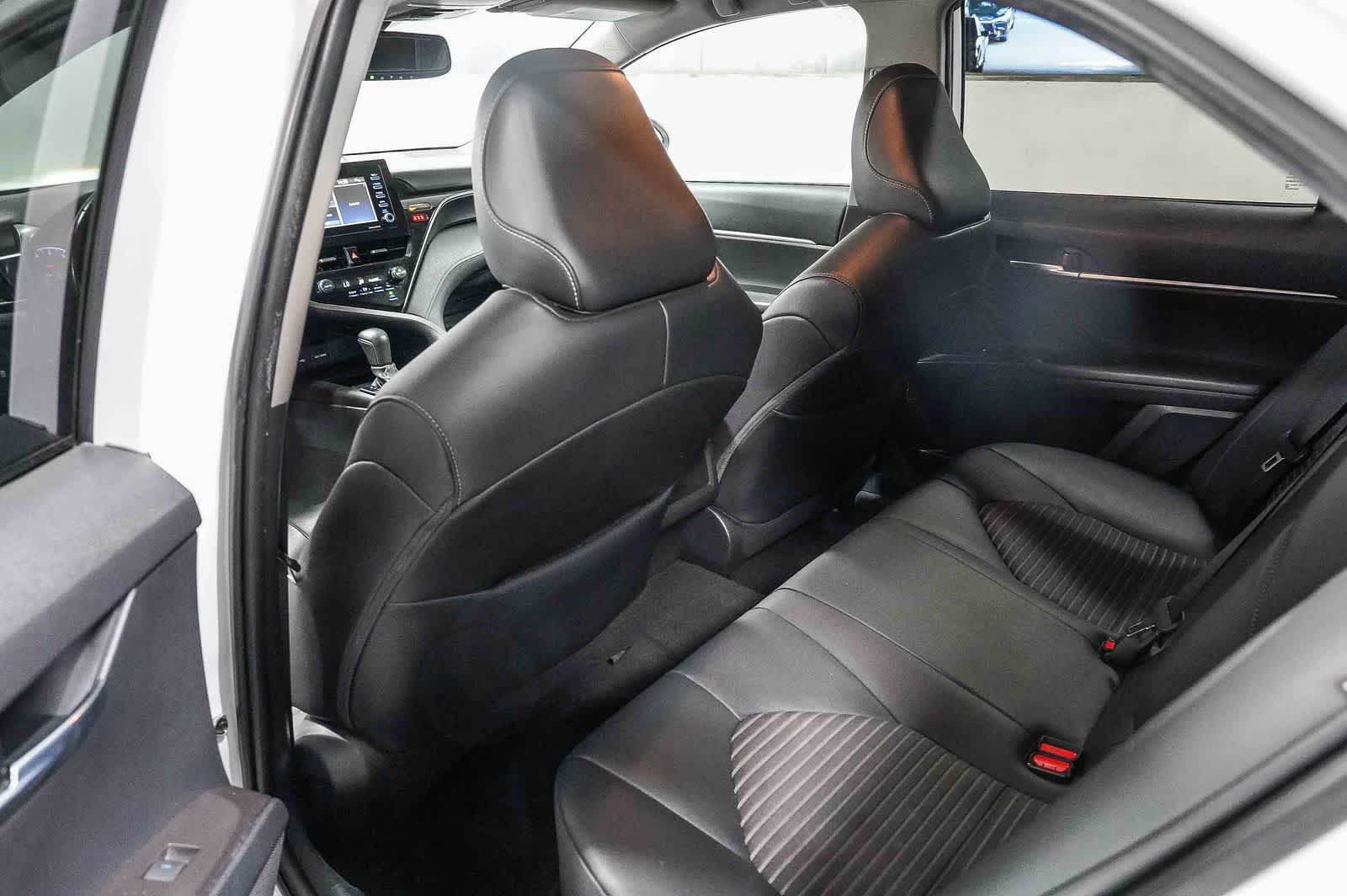 Toyota Camry SE Nightshade 2021