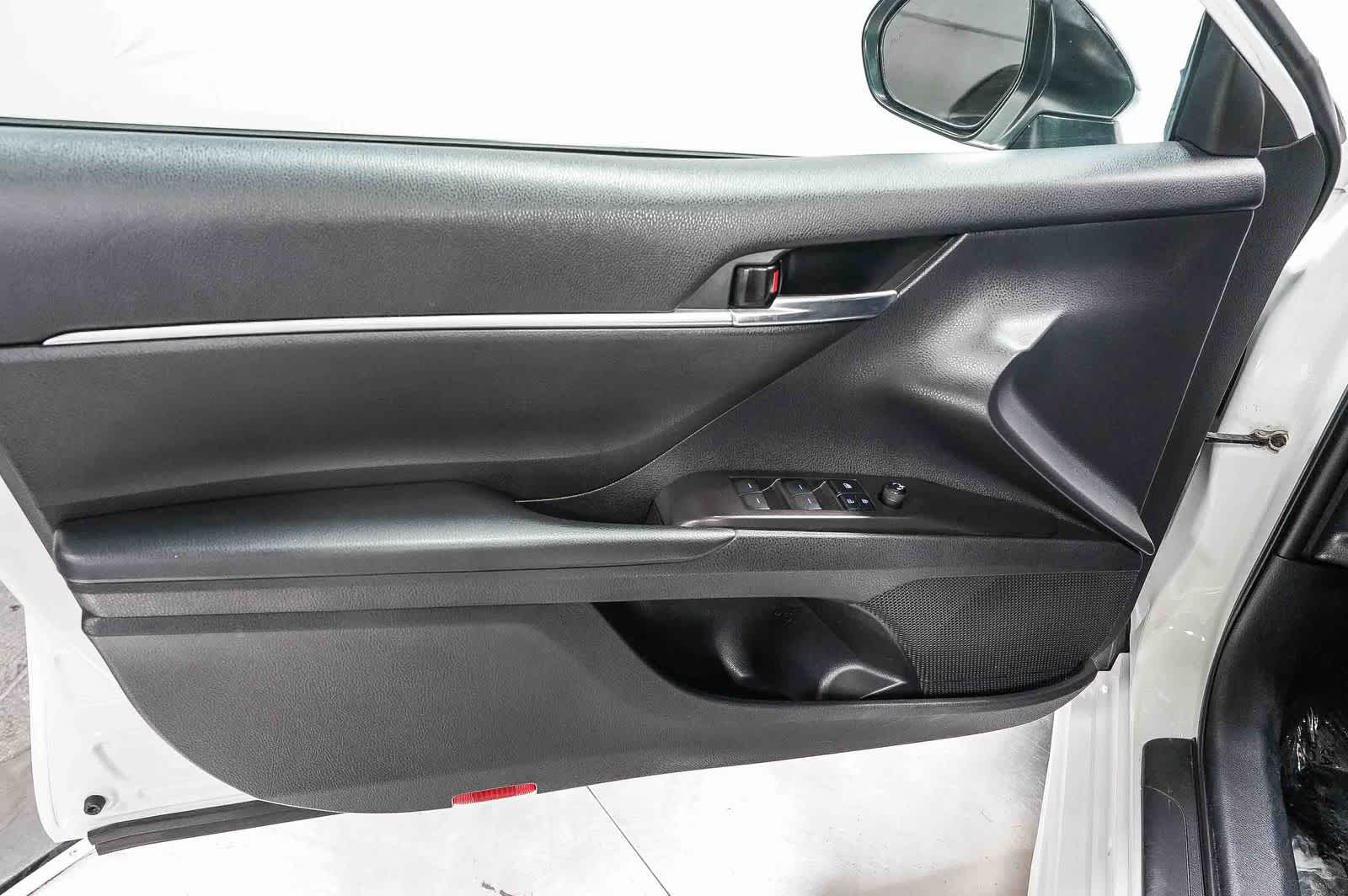 Toyota Camry SE Nightshade 2021