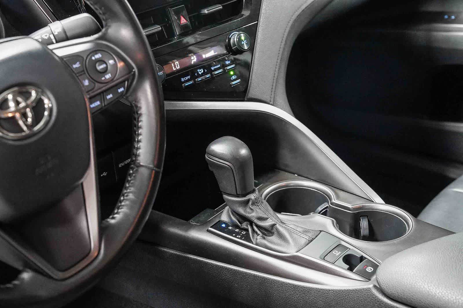Toyota Camry SE Nightshade 2021