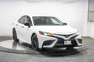 Toyota Camry SE Nightshade 2021