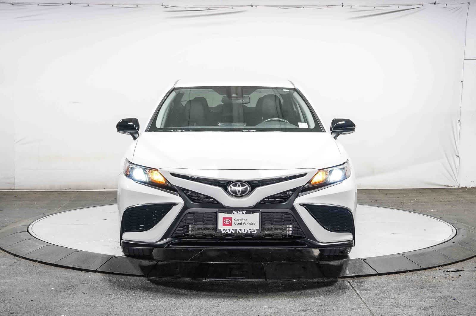 Toyota Camry SE Nightshade 2021