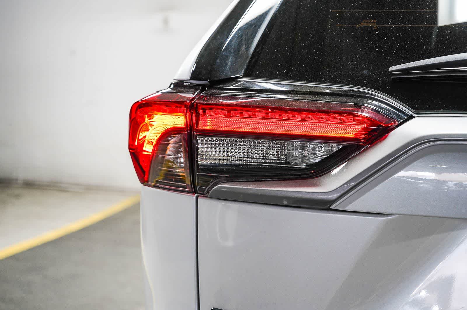 Toyota RAV4 Hybrid XSE 2023