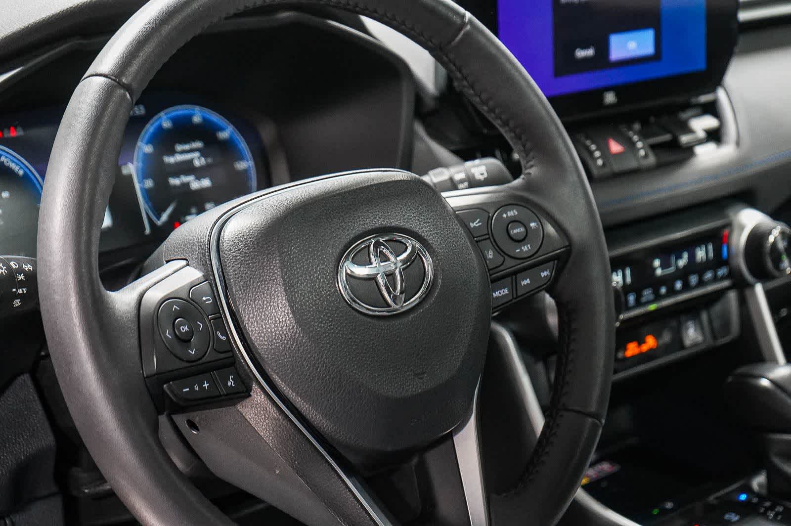 Toyota RAV4 Hybrid XSE 2023
