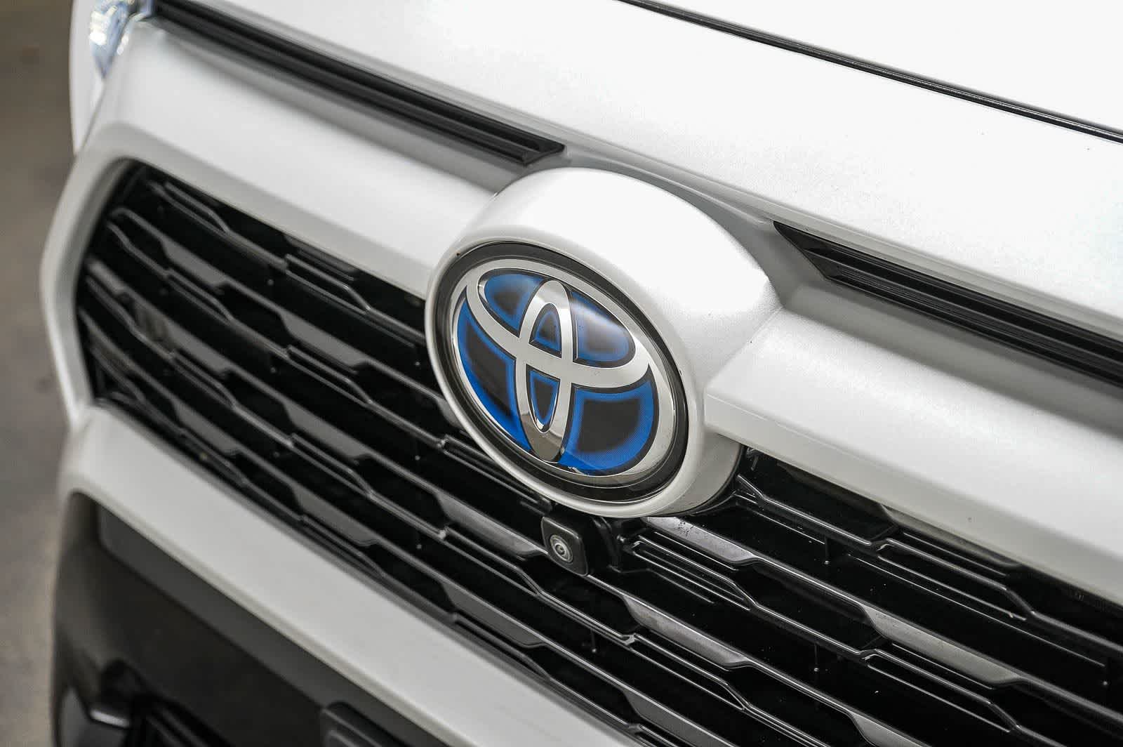Toyota RAV4 Hybrid XSE 2023
