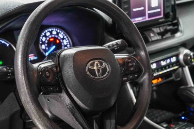 Toyota RAV4 Hybrid LE 2021