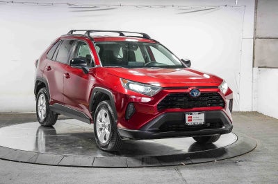 Toyota RAV4 Hybrid LE 2021