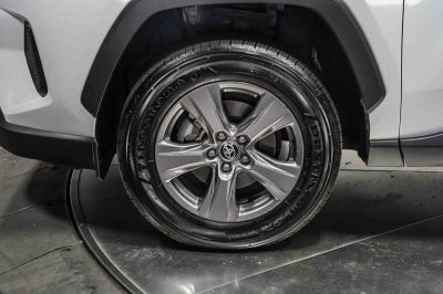 Toyota RAV4 Hybrid XLE 2024