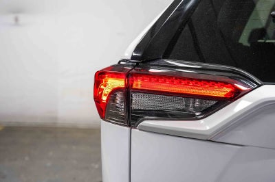 Toyota RAV4 Hybrid XLE 2024