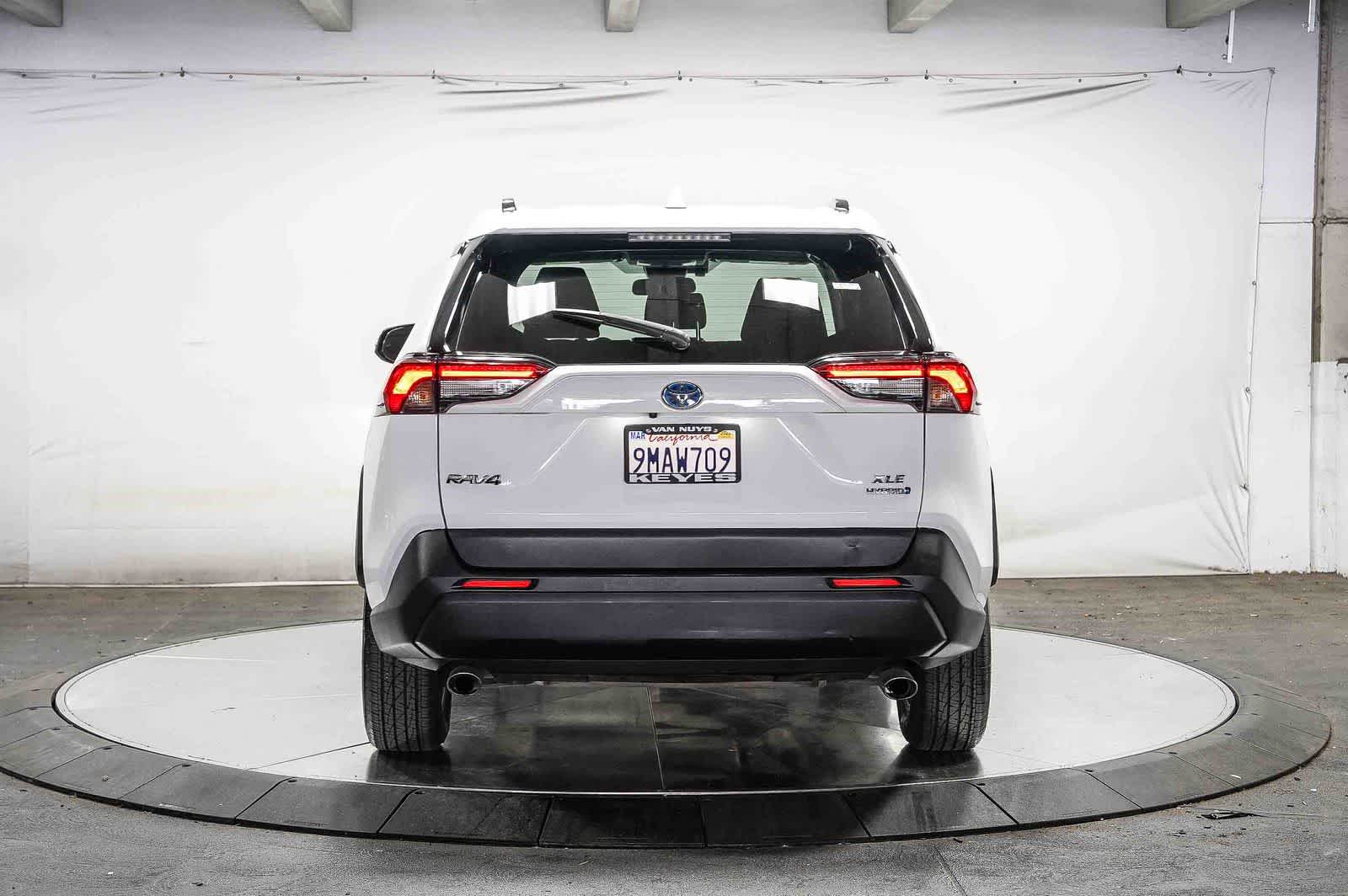 Toyota RAV4 Hybrid XLE 2024