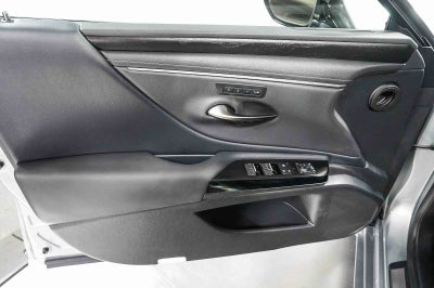 Lexus ES 300h 2025 ES 300h