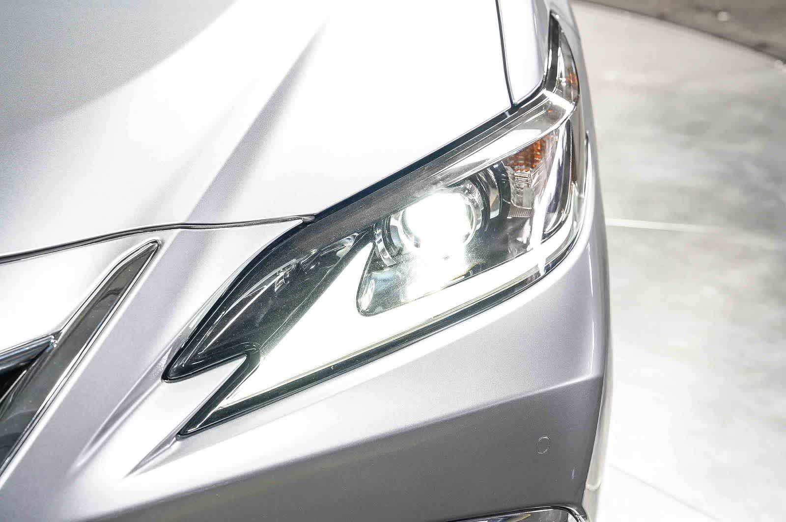 Lexus ES 300h 2025 ES 300h