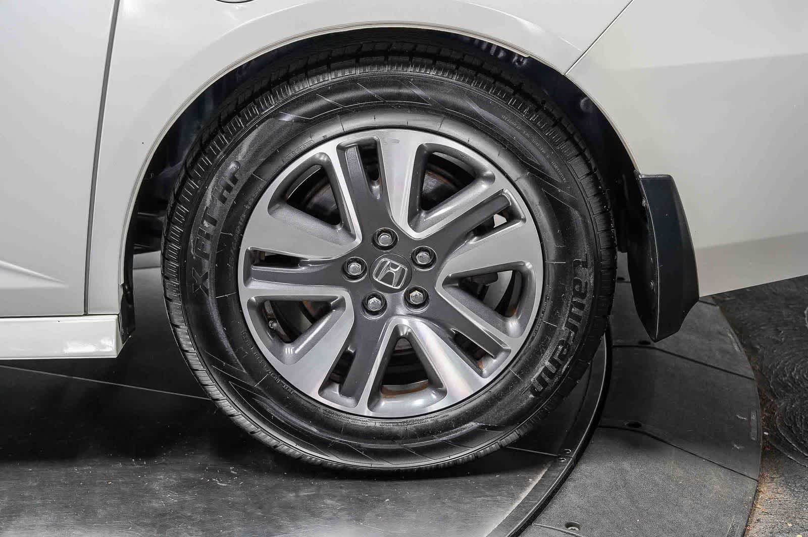Honda Odyssey Touring 2015