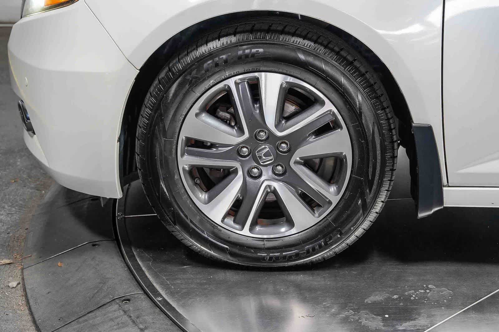 Honda Odyssey Touring 2015