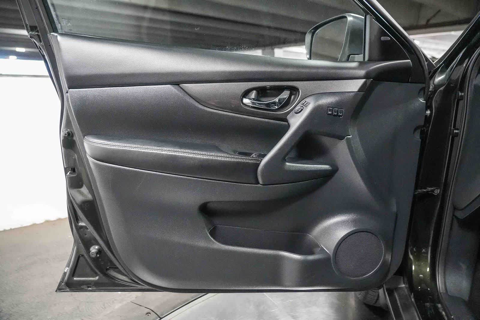 Nissan Rogue SV 2019