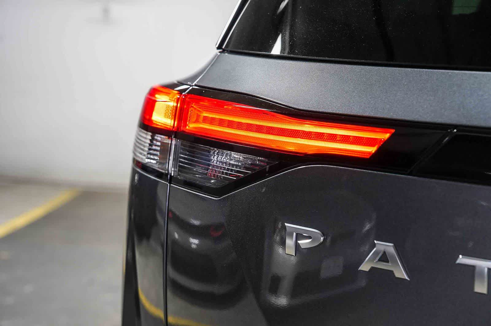 Nissan Pathfinder S 2024