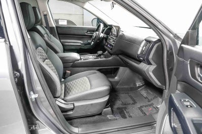 Nissan Pathfinder S 2024