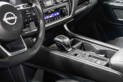 Nissan Pathfinder S 2024