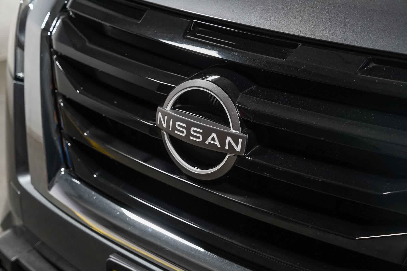 Nissan Pathfinder S 2024