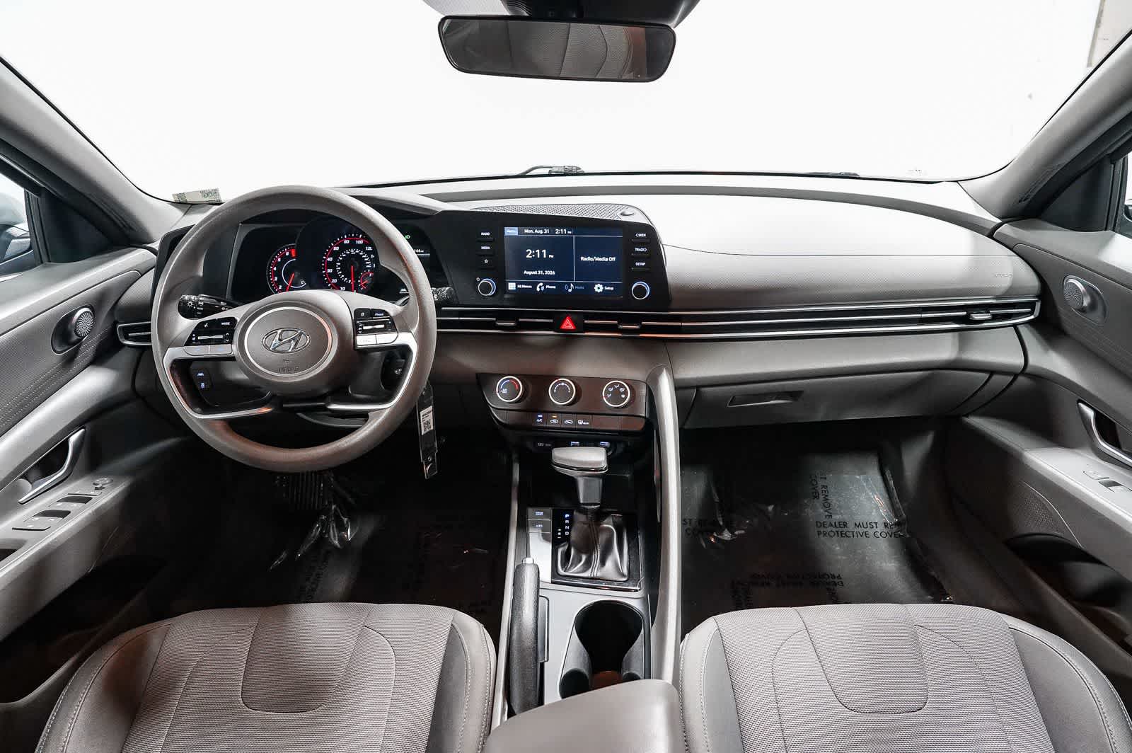 Hyundai Elantra SE 2021