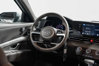 Hyundai Elantra SE 2021