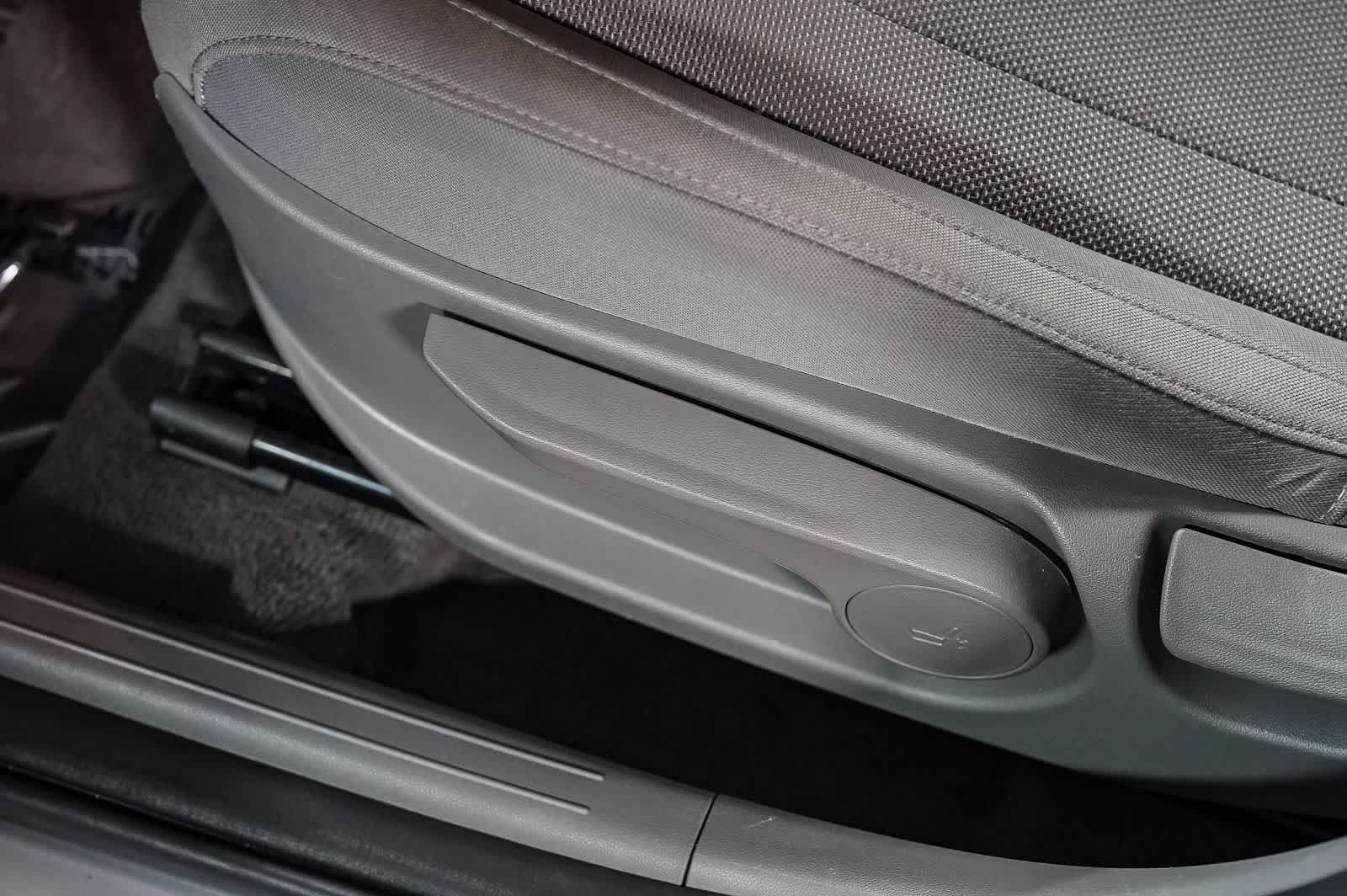 Hyundai Elantra SE 2021