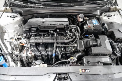 Hyundai Elantra SE 2021