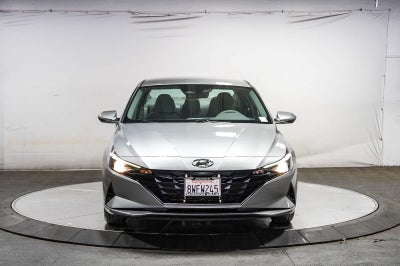 Hyundai Elantra SE 2021