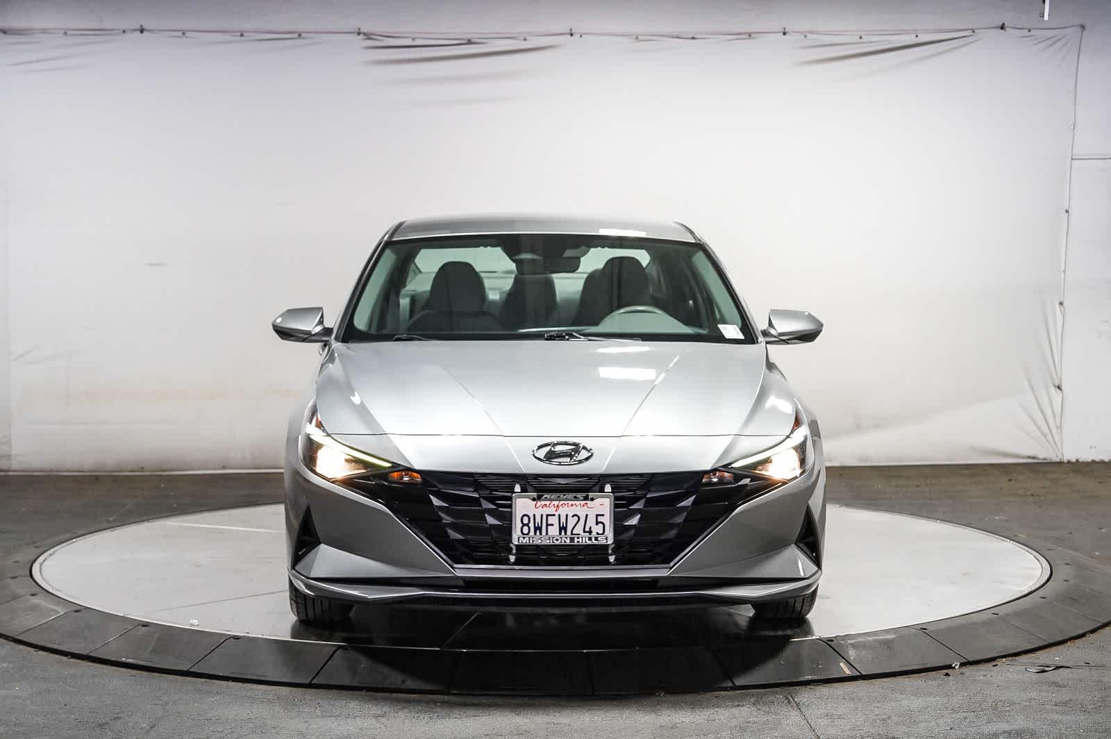 Hyundai Elantra SE 2021