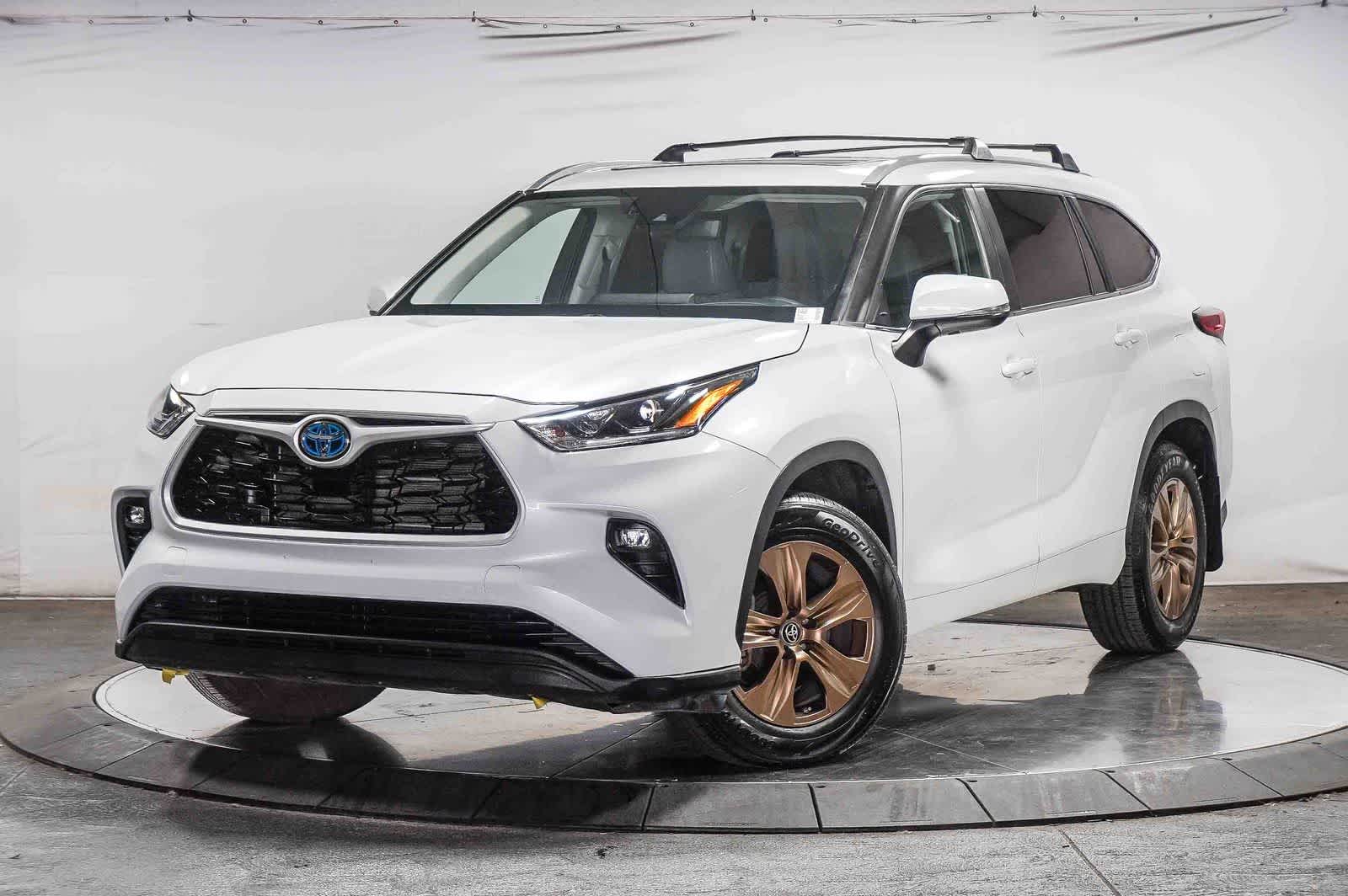 Toyota Highlander Hybrid Edición Bronce 2023