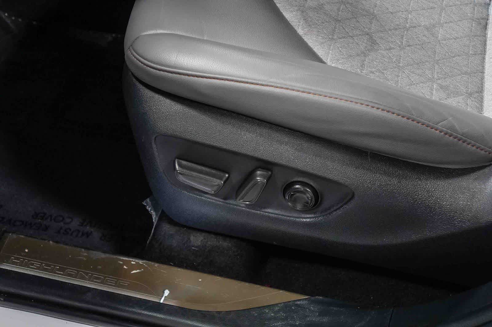 Toyota Highlander Hybrid Edición Bronce 2023