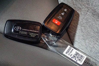 Toyota Highlander Hybrid Edición Bronce 2023