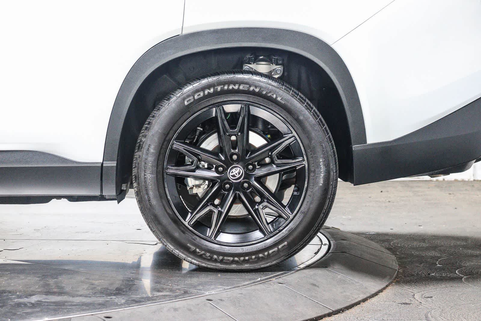 Toyota Grand Highlander Hybrid Nightshade Edition 2025