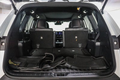 Toyota Grand Highlander Hybrid Nightshade Edition 2025