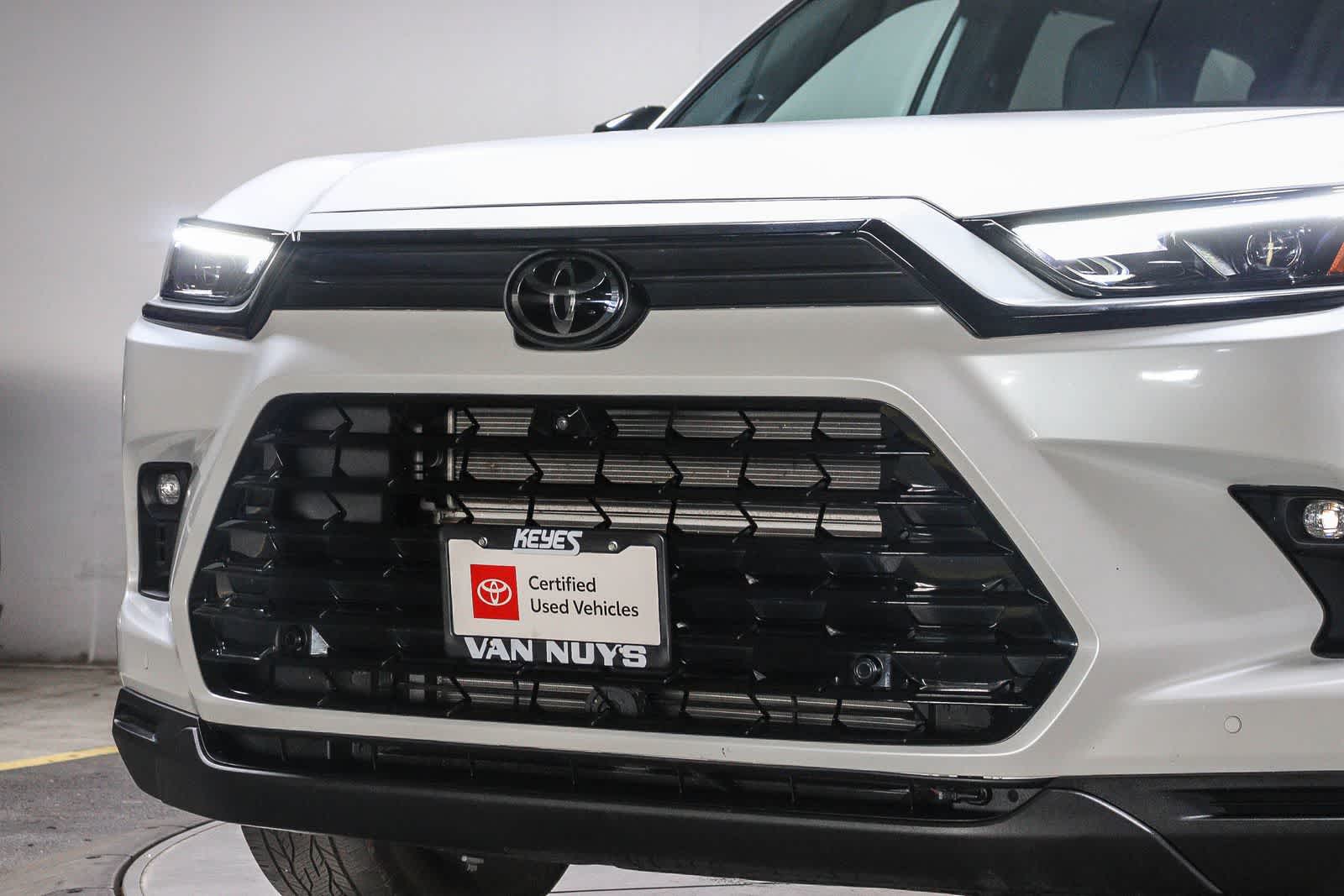 Toyota Grand Highlander Hybrid Nightshade Edition 2025