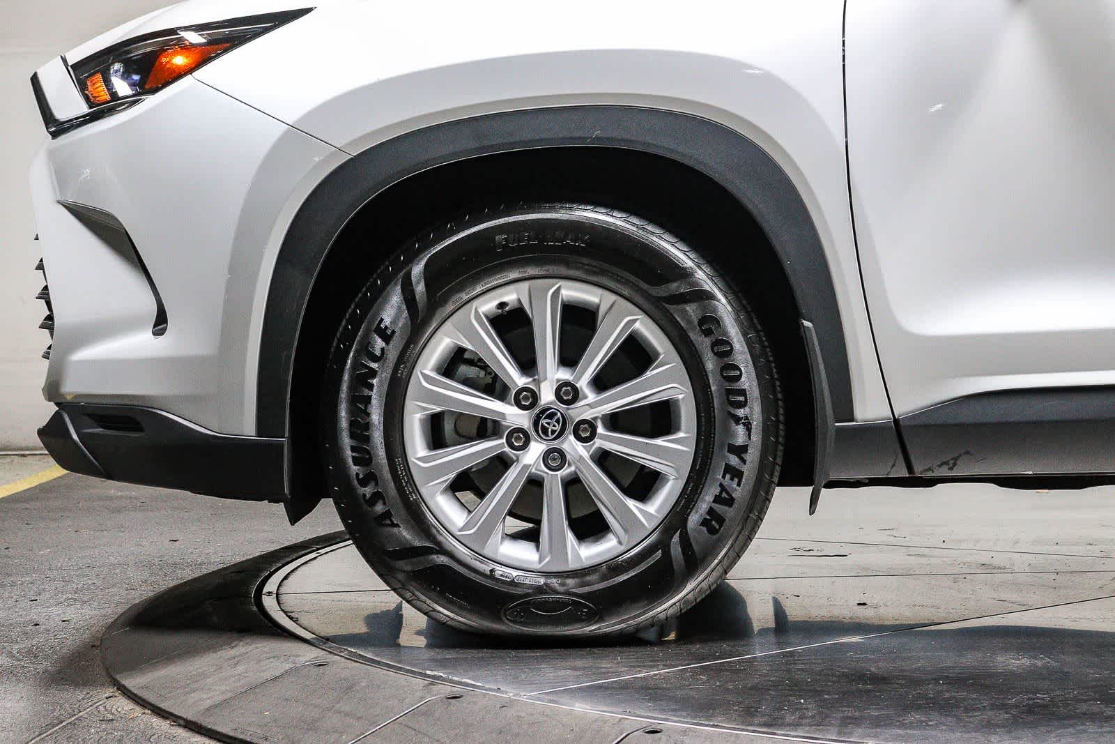 Toyota Grand Highlander Hybrid XLE 2025