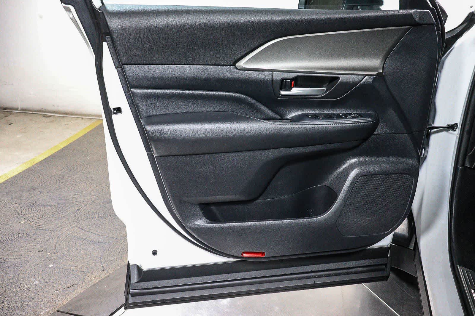 Toyota Grand Highlander Hybrid XLE 2025