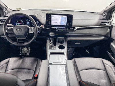 Toyota Sienna XSE 2023
