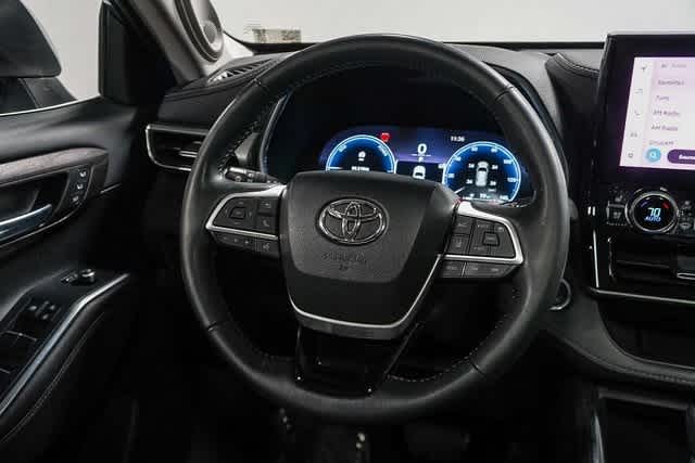 Toyota Highlander Hybrid Platinum 2023