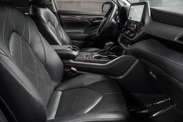 Toyota Highlander Hybrid Platinum 2023
