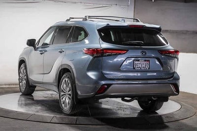 Toyota Highlander Hybrid Platinum 2023